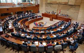 La Fundación del Toro de Lidia escribe a los portavoces de la Asamblea de Madrid sobre la realidad de menores y toros, tras la proposición de ley del Grupo Podemos