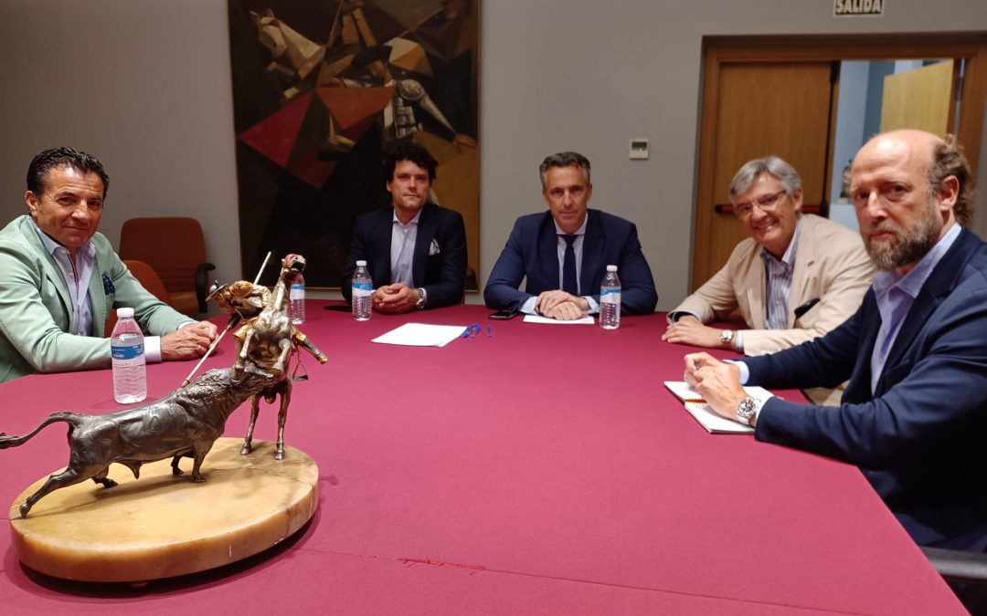 La Comunidad de Madrid se reúne con la Fundación Toro de Lidia para abordar la concesión del Premio Nacional de Tauromaquia