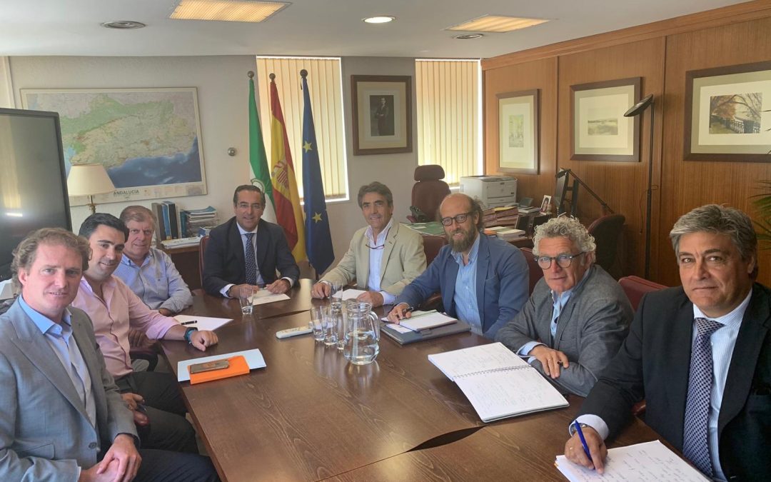 Reunión con el Secretario General de la consejería de Presidencia de la Junta de Andalucía